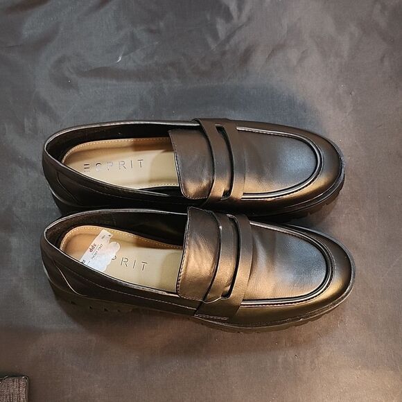 BRAND NEW SPRIT  WOMEN'S SAGAN FAUX LEATHER  LUGGED SOLE PENNY LOAFERS - Picture 8 of 16
